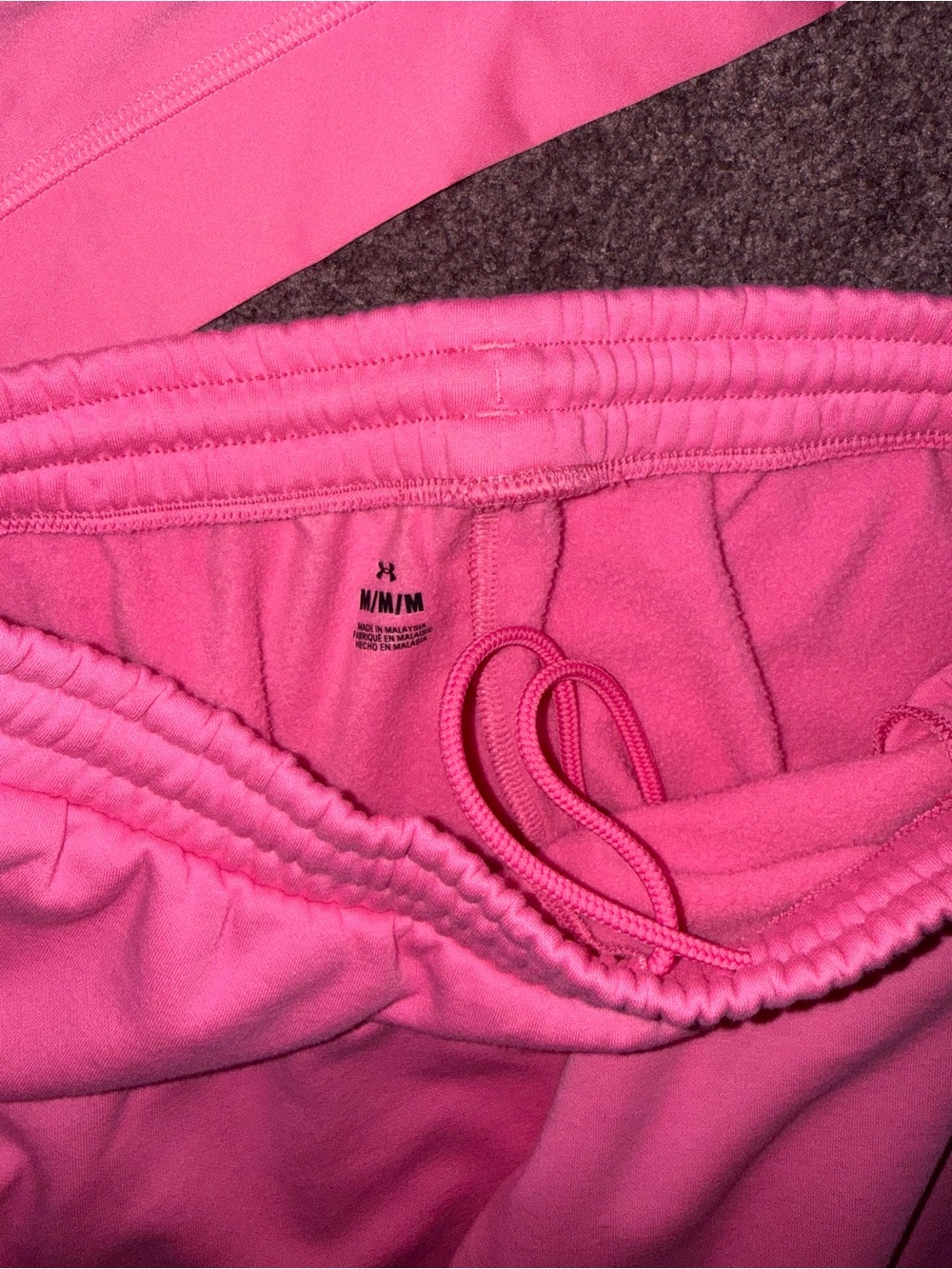 Under Armour Hot Pink Fleece Sweatpants & Crop Mock Top Set - Picture 6 of 7